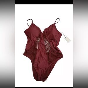 Shade & Shore Womens Lace Front One Piece Swimsuit Size XL Red NWT Swim Strappy